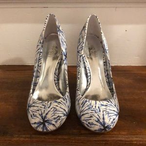 Jessica Simpson Heel